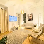 Lx Seleni Apartment