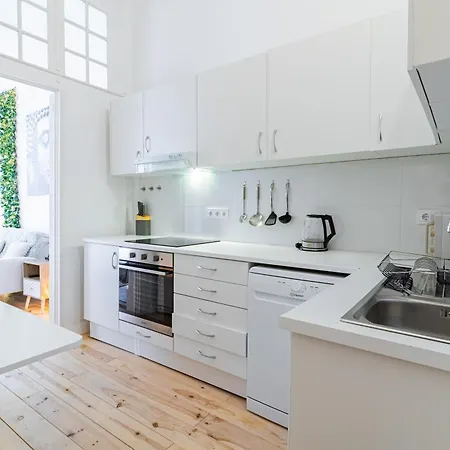 Lx Seleni Lisbon